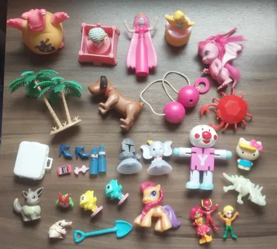 [USADO] Lote de Brinquedos Variados Pequenos