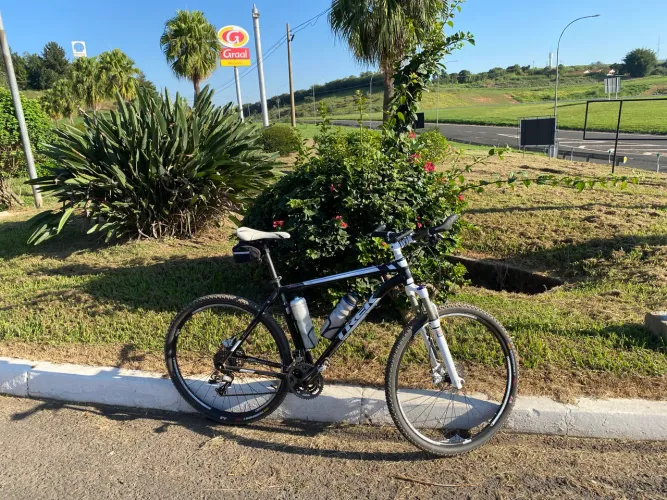 Bike Mtb Trek aro 29 tamanho 21