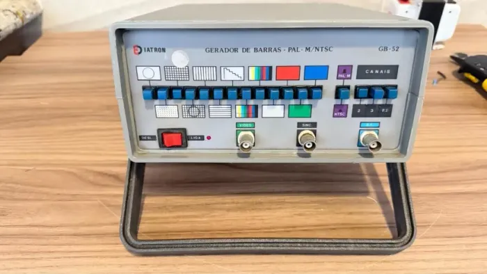 GERADOR DE BARRAS PALM/NTSC DIATRON GB-52
