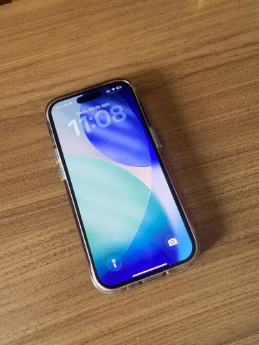 iPhone 15 pro Titanium natural