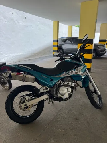 Honda NX 4 Falcon 400 2001