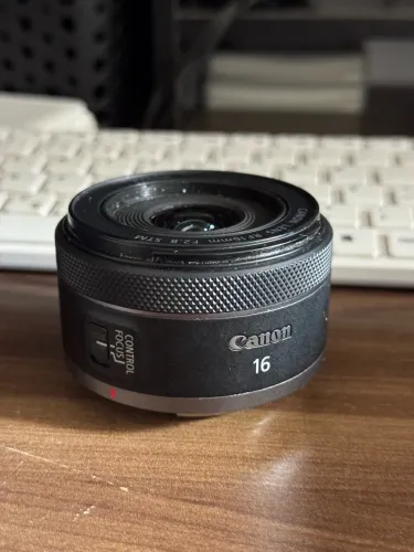 Lente rf 16mm 2.8