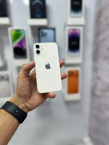IPHONE 12 64 GB 
