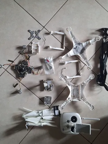 Drone Dji phantom 3 advance, para retirar peças