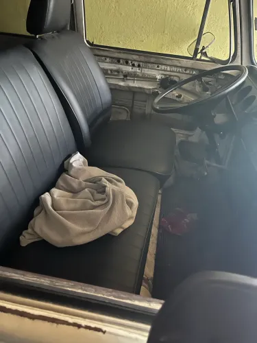 Volkswagen Kombi Standard/ Luxo/ Serie Prata 1991
