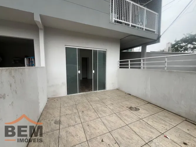 Sala comercial para alugar com 15 m² no bairro Cidade Nova, em Itajaí.
