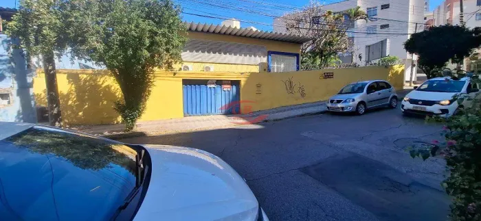 Casa comercial à venda, 3 vagas, Nova Suíssa - Belo Horizonte/MG