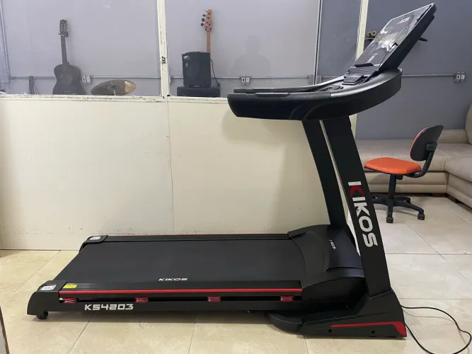 ESTEIRA ERGOMÉTRICA KIKOS KS4203