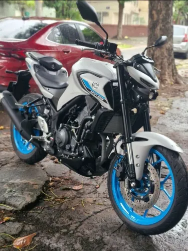 vendo mt 03 impecável moto quitada