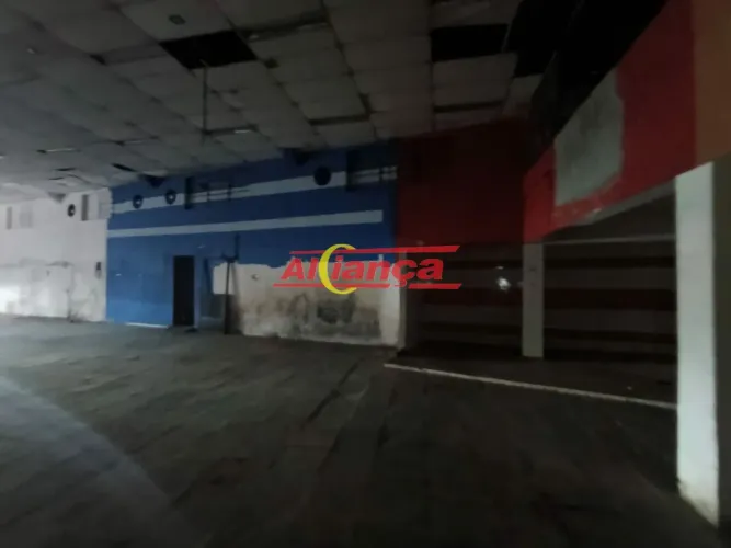 SALÃO COMERCIAL 607,88m², COM 2 VAGAS - PARA LOCAÇÃO VILA RIO DE JANEIRO