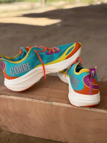 Tênis Corre 4