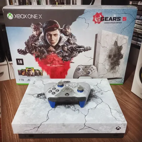 Xbox One X 1TB edição especial Gears of War