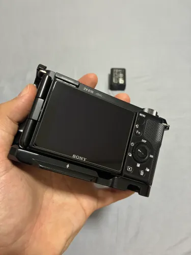 Câmera Sony Zve10