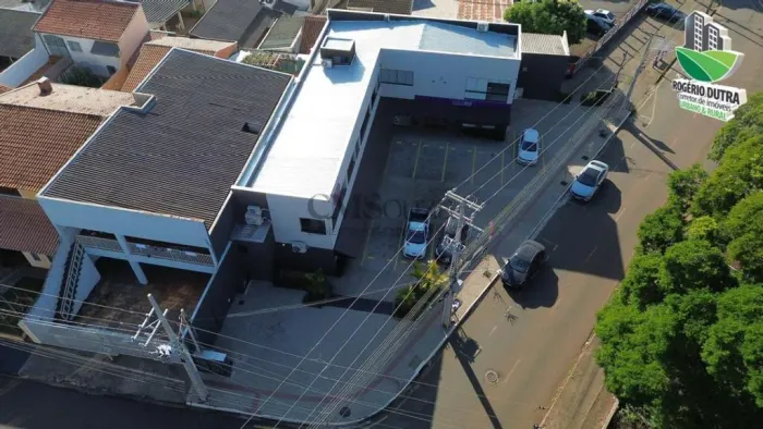 Loja à venda em Londrina, Parque Jamaica, com 362 m²