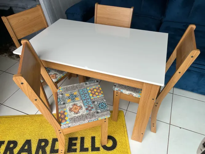 Mesa indekes cadeira floral em mdf