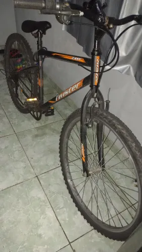 Vendo bicicleta Caloi Twister aro 26