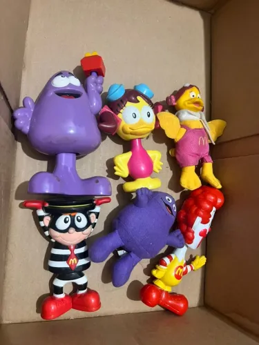 Bonecos Colecionáveis McDonald's Vintage - Grimace, Hamburglar, Birdie e mais!