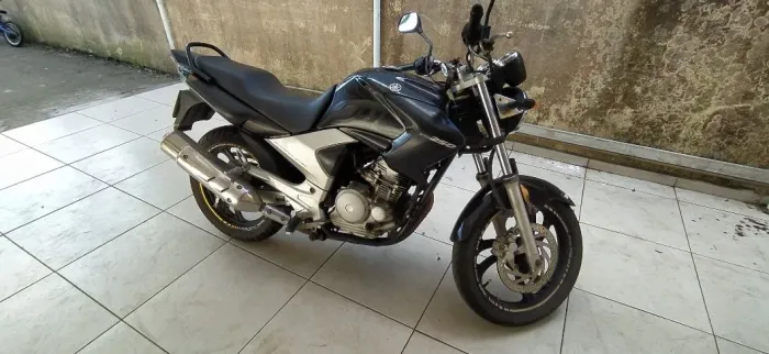 Vendo Moto Fazer 250 R$6.000