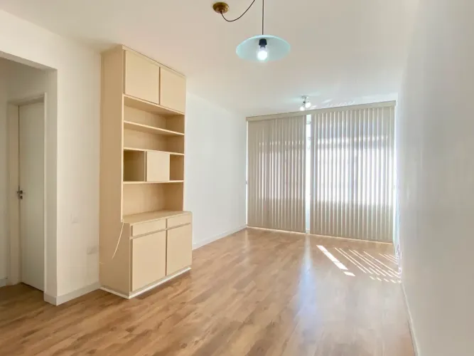 Imóvel para aluguel possui 60 metros quadrados com 2 quartos em Água Branca - São Paulo -