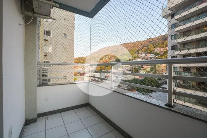 Excelente Apartamento de 3 Quartos com Suíte  Condomínio Clube!