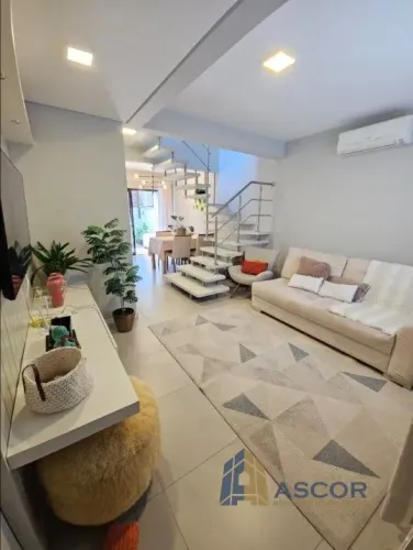 CASA GEMINADA À VENDA EM CONDOMÍNIO NA CACHOEIRA DO BOM JESUS