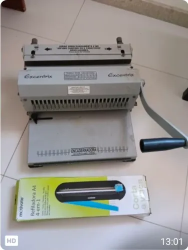 Encadernadora e refiladora