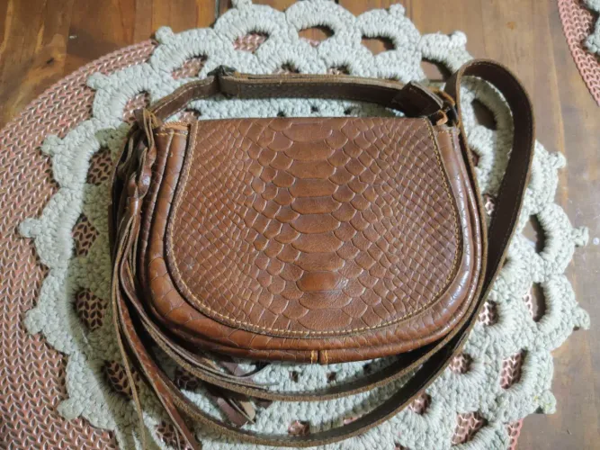 Bolsa Feminina Com Alça