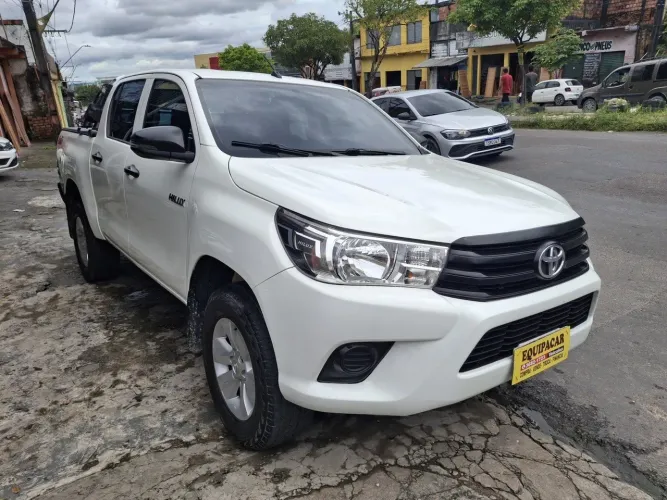 Toyota Hilux CD 4X4 2.8 Diesel Mec. 2019