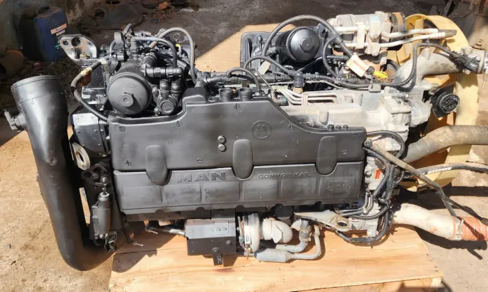 Motor MAN D0826 6 CILINDROS