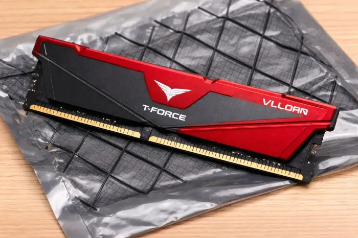 Memória RAM T-Force DDR4 Gamer - Ótimo estado