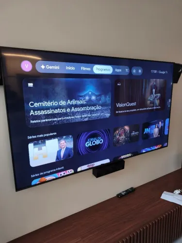 Tv mini led TCL c6k 75 polegadas. Novíssima. Pouquíssimo uso.