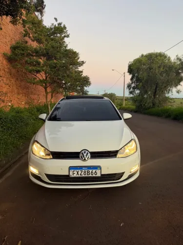 Volkswagen Golf Highline 1.4 TSI 140cv Aut. 2015