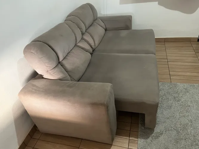 Sofá retrátil suede
