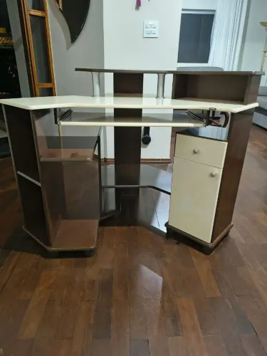 Mesa para computador
