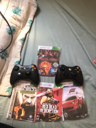 Controle do Xbox 360 apenas um original, mais 4 jogos 