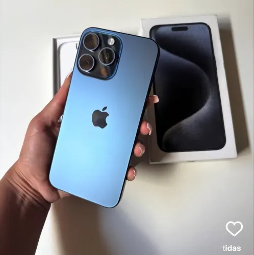 iPhone 15 pro max AZUL 256GB 6 meses de garantia