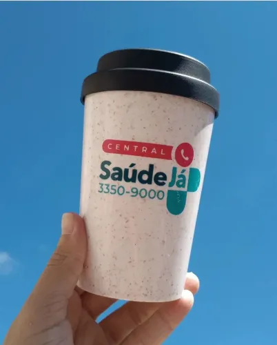 Copo de café - com tampa - Personalizamos com sua logo
