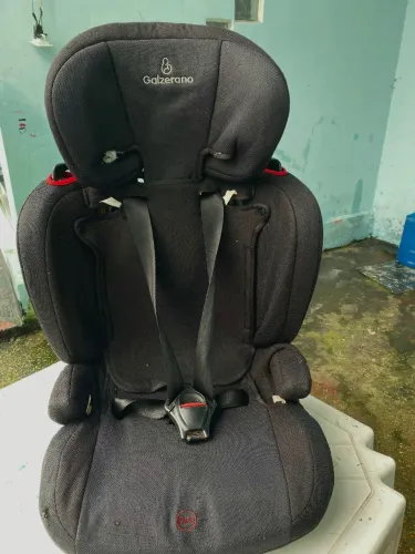 vende-se cadeira de bebê galzerano