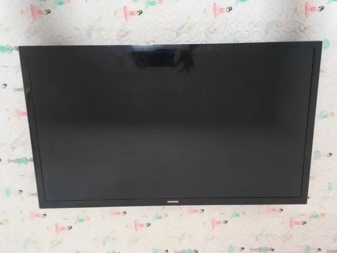 Tv Samsung 32 polegadas não é smartv