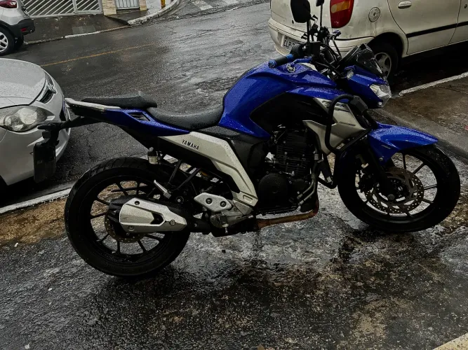 Passo financiamento fz25 (Leia o anúncio)
