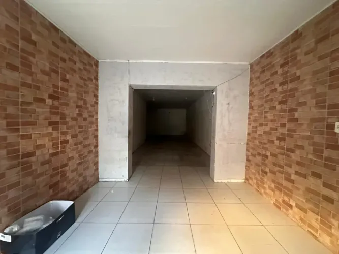 VDO. 3 LOJAS COMERCIAL. NO CENTO, PX. AO PALÁCIO