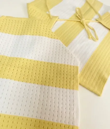 Cropped crochê ? ?TAM Único, disponível no Preto e Branco.