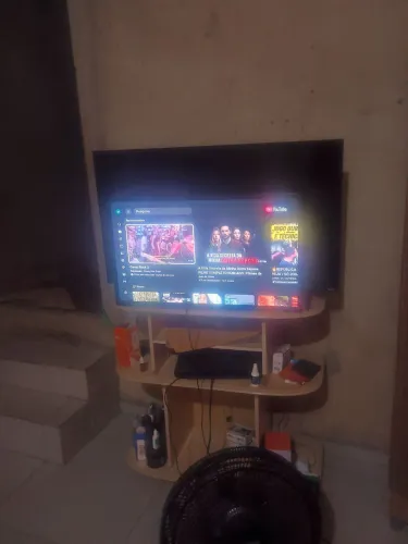 Tv super conservado
