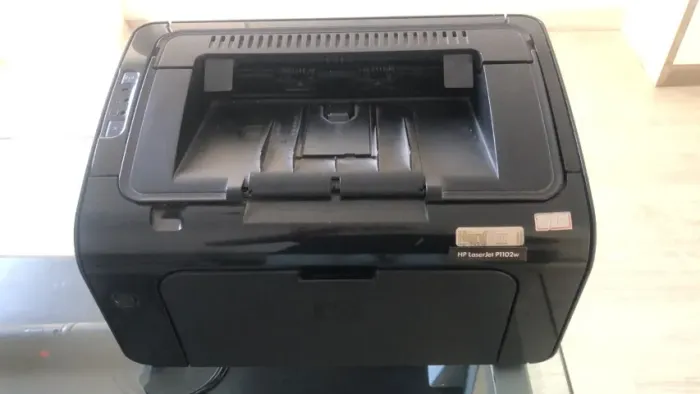 Impressora HP LaserJet P1102w Wi-Fi e USB
