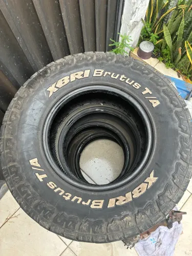 Pneu 265 75 r16