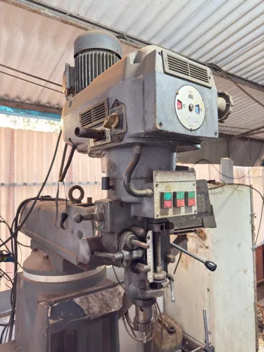 Fresadora Infresa Lagun FTV 2 + Mesa Divisora HV-240 -