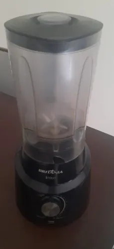 Liquidificador 127 wts usado em boas condições
