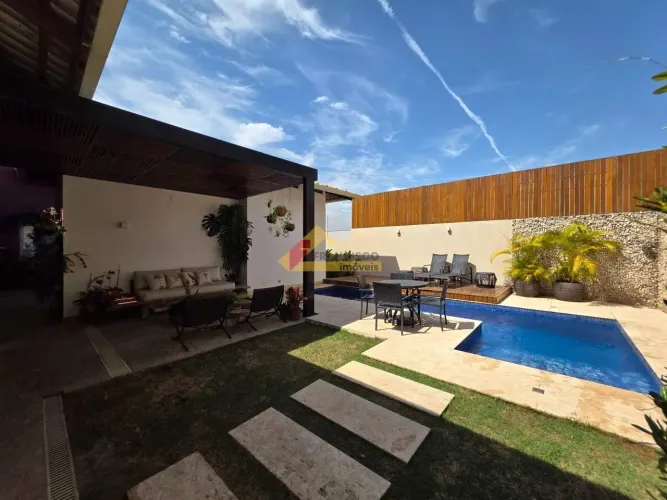 Casa em Condomínio à venda, 4 quartos, 4 suítes, 5 vagas, Condomínio Ville Royale - Divinó