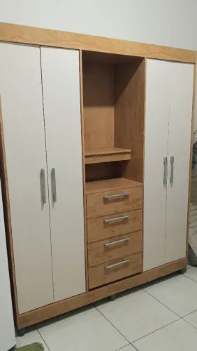 Guarda roupa