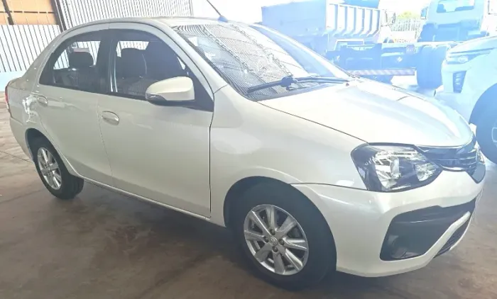 Toyota Etios X Plus Sedan 1.5 Flex 16V 4P Aut. 2021